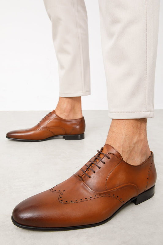 The Roma Tan Leather Wingtip Oxford Men Shoe