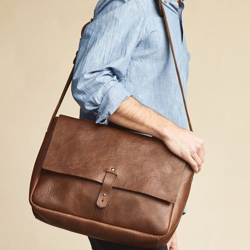 Nisolo Loreto Leather Messenger Bag