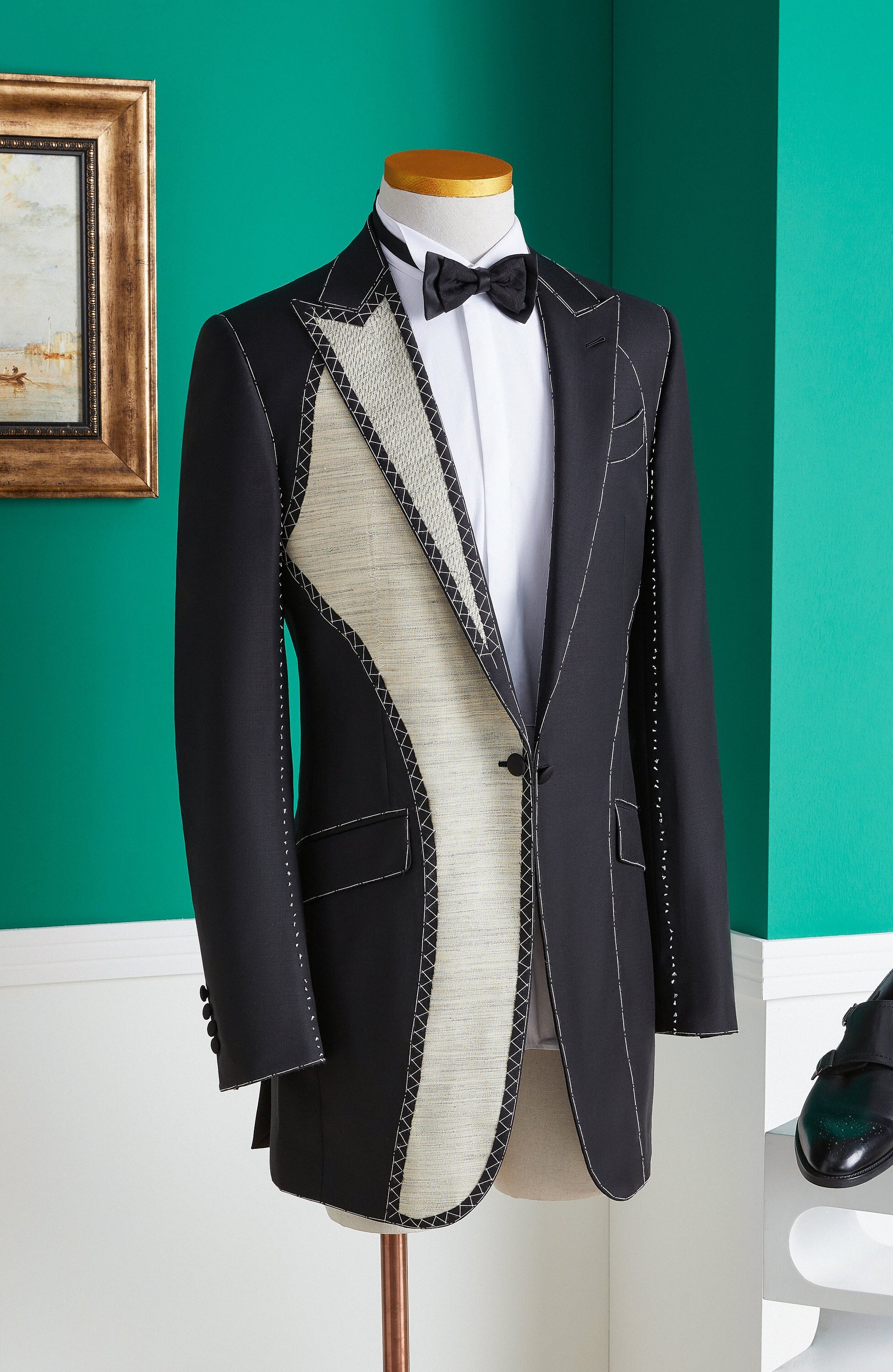 Full bespoke suit, luxury mens suit, bespoke suit online, bespoke suit with fitting garment, bespoke tuxedo, master tailor, suit canvas, luxury suit, luxury bespoke suit, bespoke wedding tuxedo, bespoke wedding suit, wedding suit, wedding tuxedo